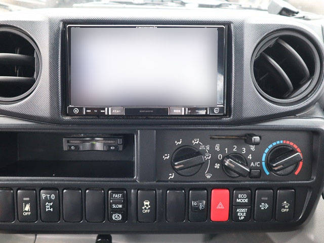 日野デュトロクレーン3段小型（2t・3t）[写真34]