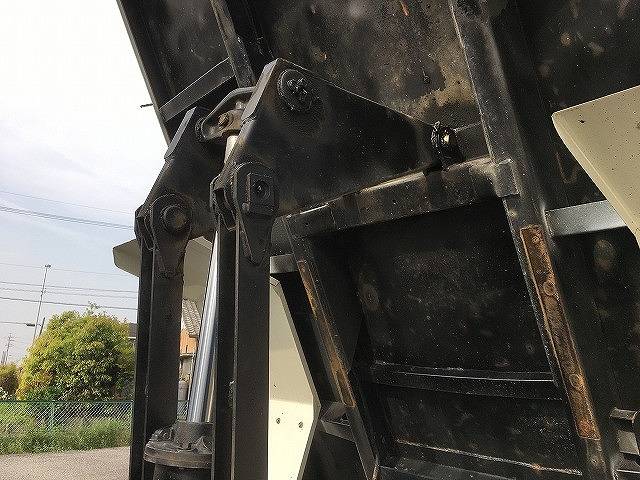 日野レンジャーダンプ中型（4t）[写真18]