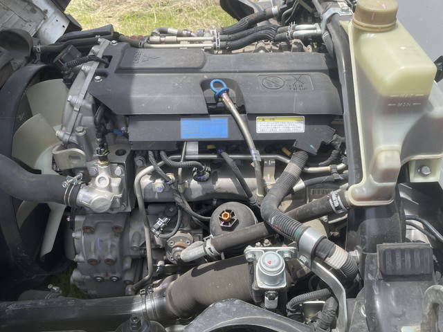 三菱ふそうキャンターダンプ小型（2t・3t）[写真24]