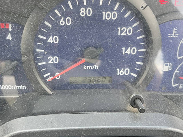 三菱ふそうキャンターアルミバン小型（2t・3t）[写真16]