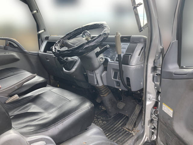 三菱ふそうキャンターダンプ・クレーン付小型（2t・3t）[写真34]