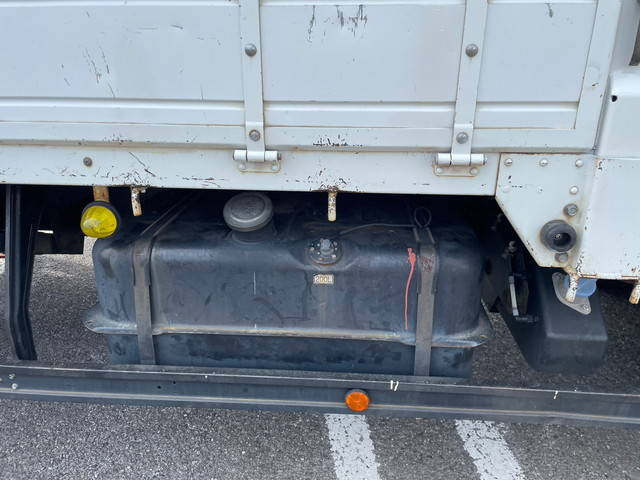 三菱ふそうファイタークレーン4段中型（4t）[写真24]