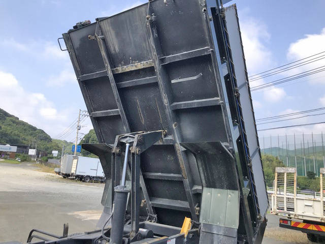 日野レンジャーダンプ中型（4t）[写真17]