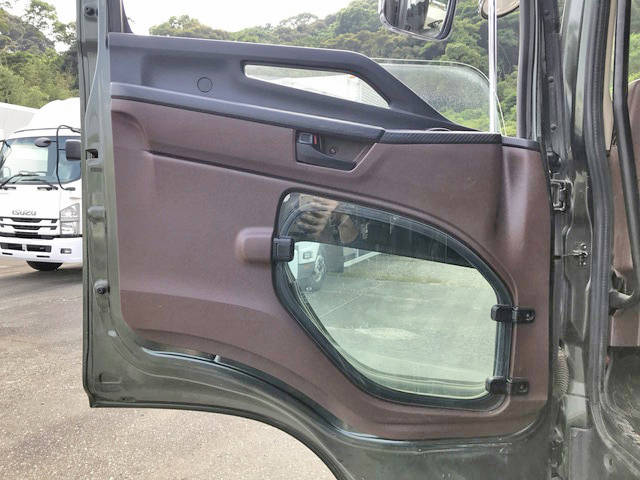 日野レンジャーダンプ中型（4t）[写真28]