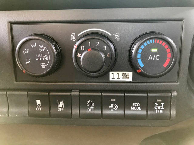 日野レンジャーダンプ中型（4t）[写真36]