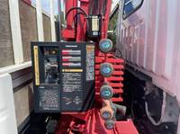 三菱ふそうキャンタークレーン4段小型（2t・3t）[写真17]