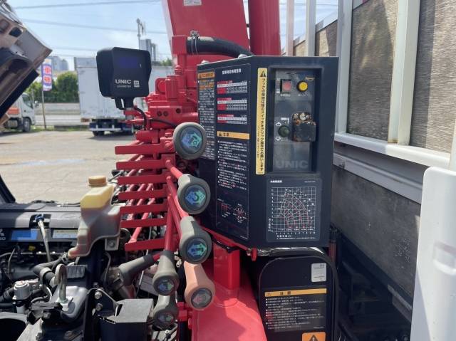 三菱ふそうキャンタークレーン4段小型（2t・3t）[写真18]