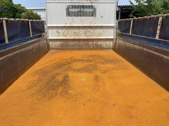 三菱ふそうキャンターダンプ小型（2t・3t）[写真11]