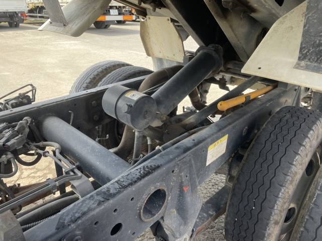 三菱ふそうキャンターダンプ小型（2t・3t）[写真14]