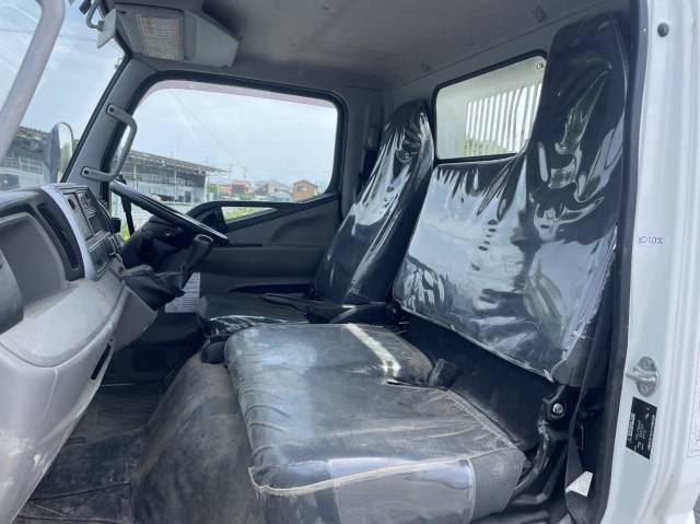 三菱ふそうキャンターダンプ小型（2t・3t）[写真32]