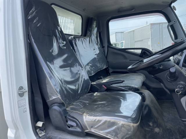 三菱ふそうキャンターダンプ小型（2t・3t）[写真34]