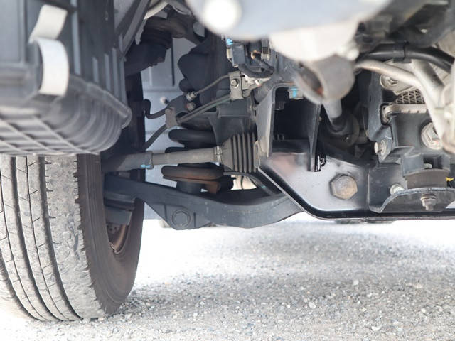 三菱ふそうキャンターアルミバン小型（2t・3t）[写真21]