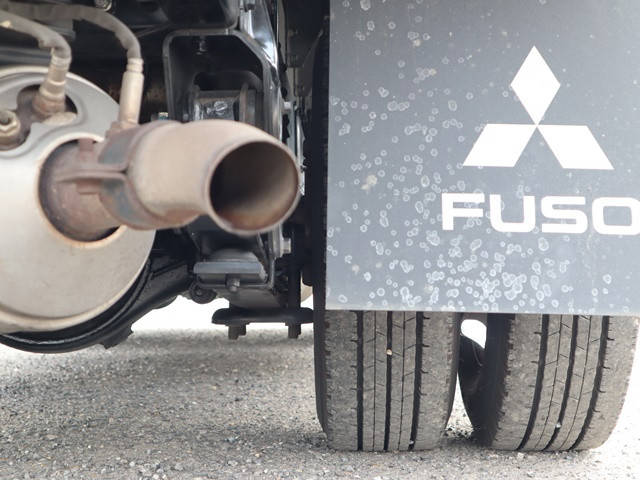 三菱ふそうキャンターアルミバン小型（2t・3t）[写真27]