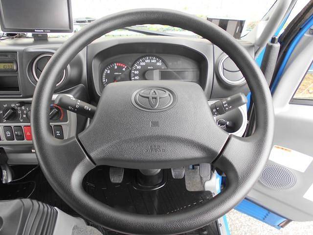 トヨタトヨエースダンプ小型（2t・3t）[写真21]
