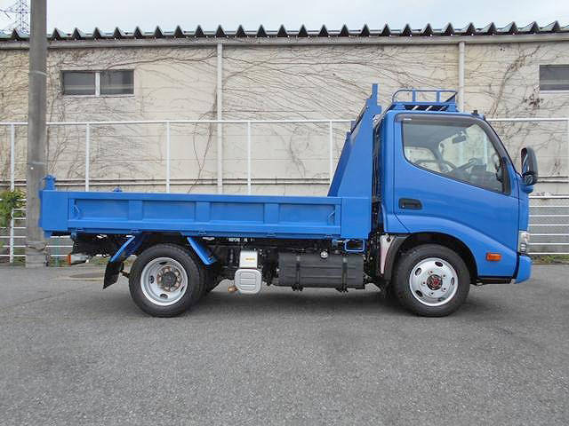 トヨタトヨエースダンプ小型（2t・3t）[写真04]