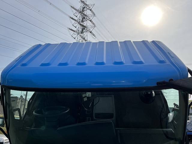 UDトラックスコンドルパッカー車（塵芥車）増トン（6t・8t）[写真12]