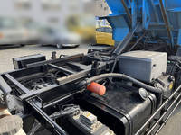 UDトラックスコンドルパッカー車（塵芥車）増トン（6t・8t）[写真22]