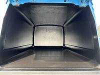 UDトラックスコンドルパッカー車（塵芥車）増トン（6t・8t）[写真07]