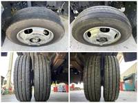 三菱ふそうキャンター平ボディ小型（2t・3t）[写真23]