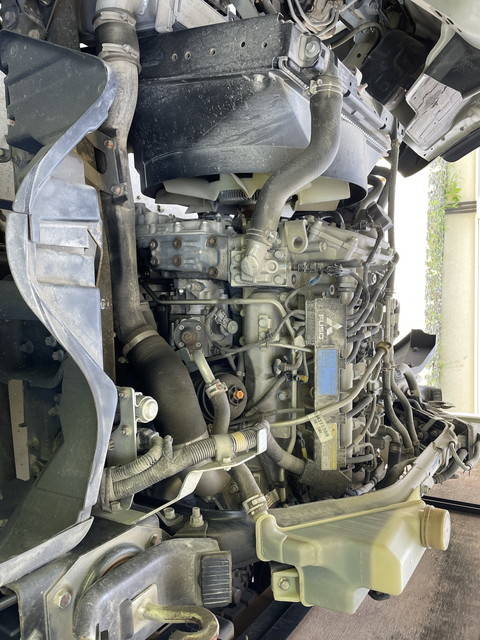 三菱ふそうキャンター平ボディ小型（2t・3t）[写真28]