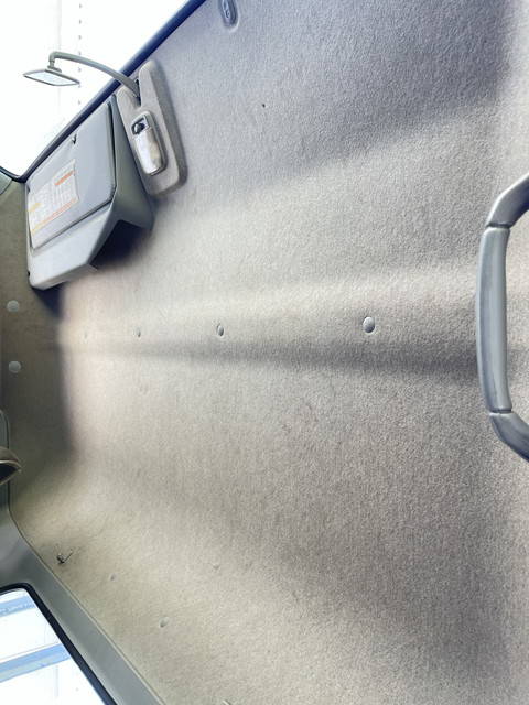 三菱ふそうキャンター平ボディ小型（2t・3t）[写真34]