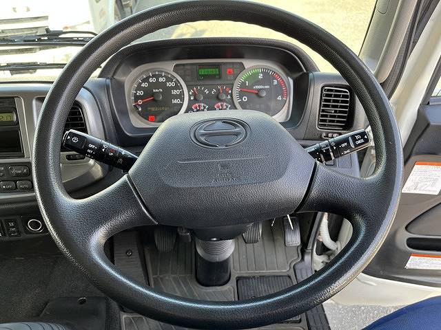 日野レンジャーアルミブロック中型（4t）[写真12]