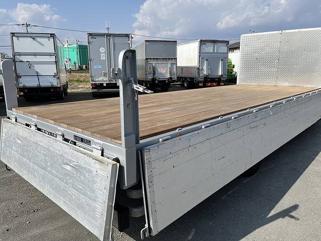 日野レンジャーアルミブロック中型（4t）[写真20]