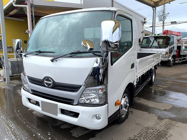 日野デュトロ平ボディ小型（2t・3t）TKG-XZU710M [写真01]