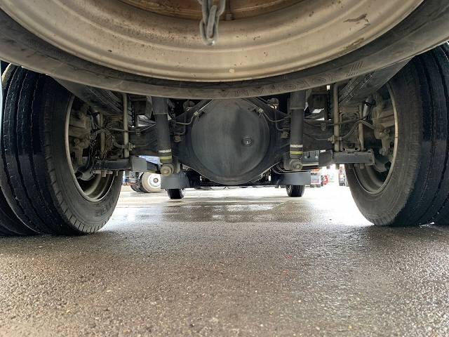 日野デュトロ平ボディ小型（2t・3t）[写真18]