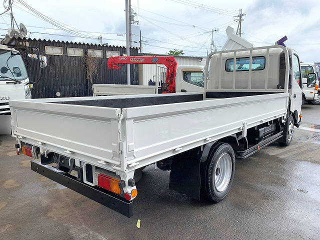 日野デュトロ平ボディ小型（2t・3t）[写真02]