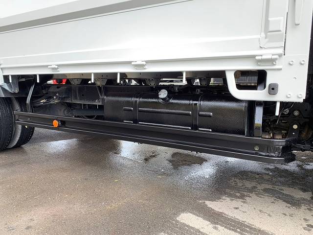 日野デュトロ平ボディ小型（2t・3t）[写真20]