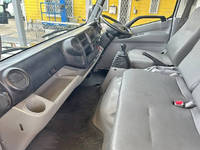 日野デュトロ平ボディ小型（2t・3t）[写真09]