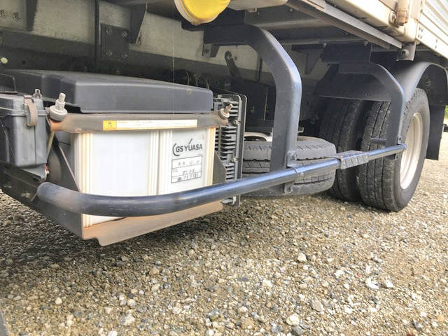 三菱ふそうキャンターアルミバン小型（2t・3t）[写真19]