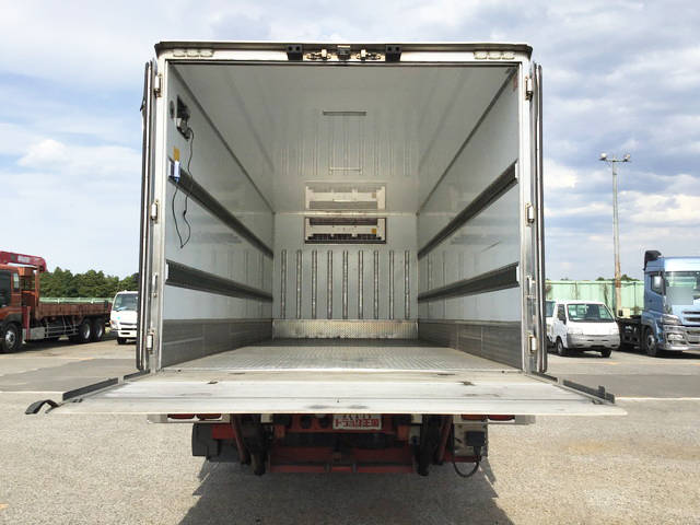 UDトラックスコンドル冷凍車（冷蔵車）中型（4t）[写真10]