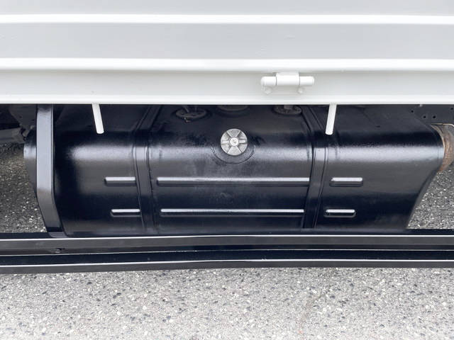 日野デュトロ平ボディ小型（2t・3t）[写真17]