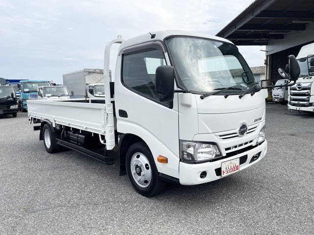 日野デュトロ平ボディ小型（2t・3t）[写真03]