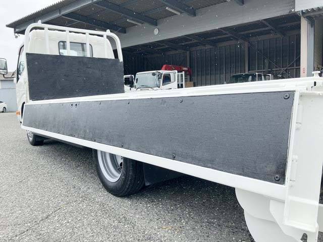 日野デュトロ平ボディ小型（2t・3t）[写真14]