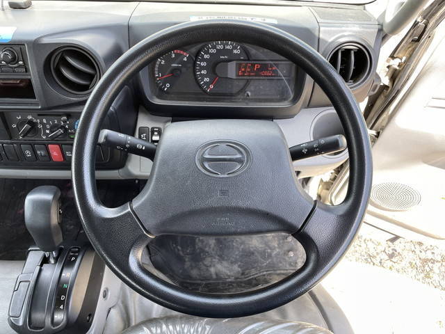 日野デュトロ平ボディ小型（2t・3t）[写真37]