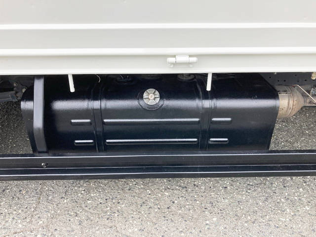 日野デュトロ平ボディ小型（2t・3t）[写真19]