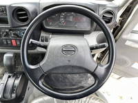 日野デュトロ平ボディ小型（2t・3t）[写真33]