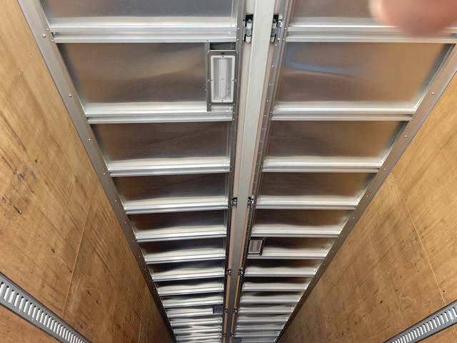 日野プロフィアアルミウイング大型（10t）[写真10]