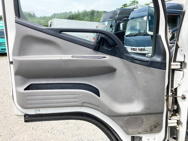 三菱ふそうキャンターダンプ小型（2t・3t）[写真26]