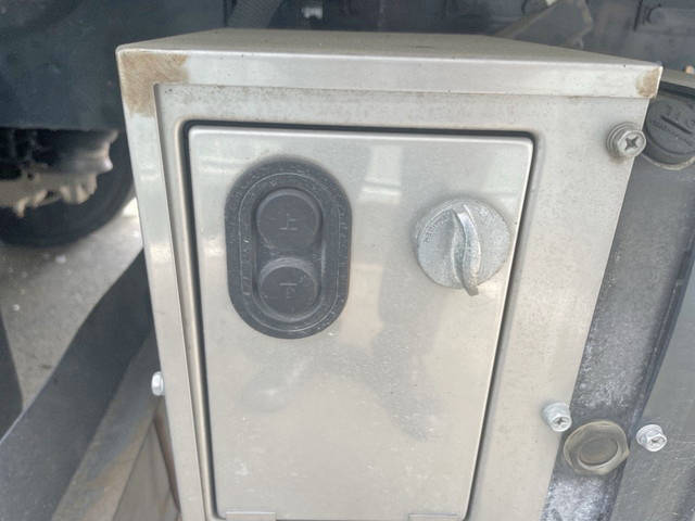 日野レンジャーパネルウイング中型（4t）[写真19]