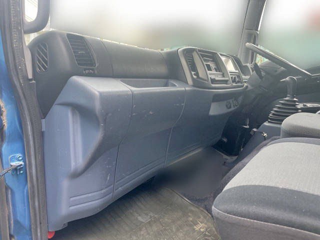 日野レンジャーパネルウイング中型（4t）[写真33]