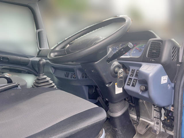 日野レンジャーパネルウイング中型（4t）[写真35]