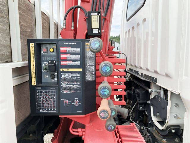 三菱ふそうキャンタークレーン4段小型（2t・3t）[写真19]