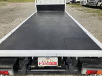 三菱ふそうキャンター平ボディ小型（2t・3t）[写真13]