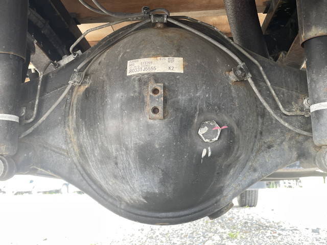 三菱ふそうキャンター平ボディ小型（2t・3t）[写真25]