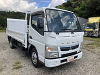 三菱ふそうキャンター平ボディ小型（2t・3t）[写真03]