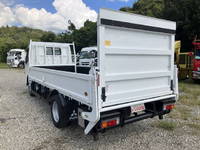 三菱ふそうキャンター平ボディ小型（2t・3t）[写真04]